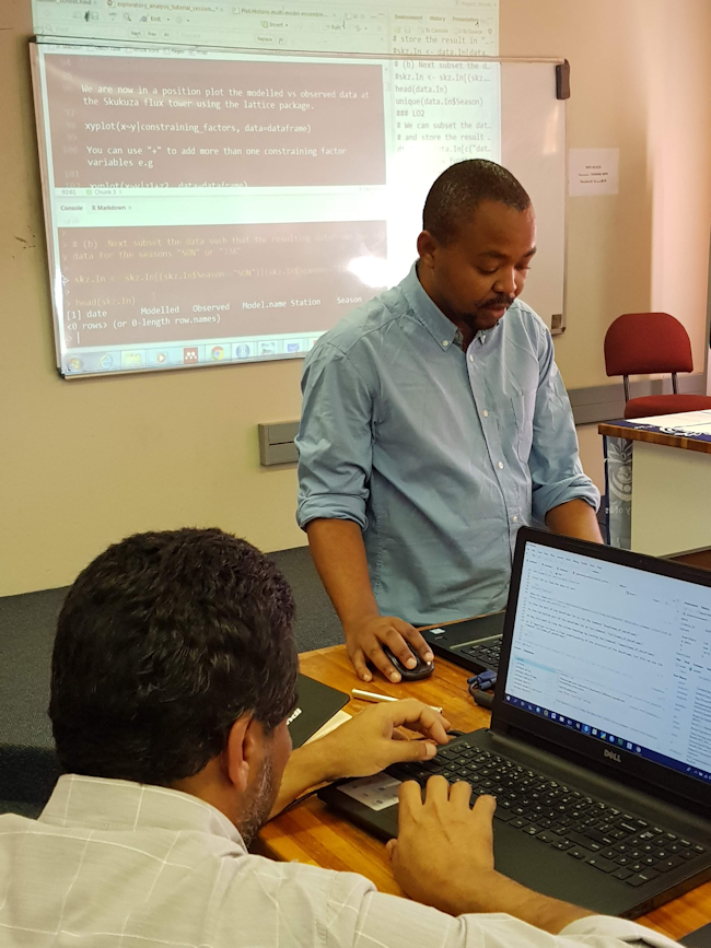 Mohau Mateyisi leading a session on plotting Eddy Covariance flux data with R Mohau Mateyisi leading a session on plotting Eddy Covariance flux data with R