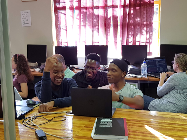 Course participants with intensive hands-on sessions on data handling. Course participants with intensive hands-on sessions on data handling.